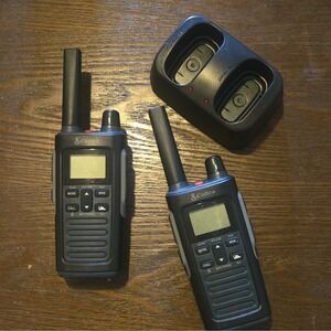 Cobra RX680 Two-Way Radios Walkie Talkies Set of 2 Dual Charging Dock Black Gray